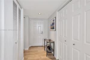 1155 Brickell Bay Dr 3011 Miami, FL 33131 - MLS#A11986091