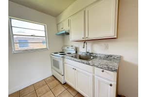 1703 Palm Drive A Fort Myers, FL 33907 - MLS#A11986104