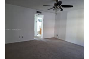 7910 Taft St APT 107, Pembroke Pines, FL 33024, - MLS#A11986111