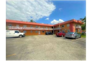 1245 W 24th St 109, Hialeah