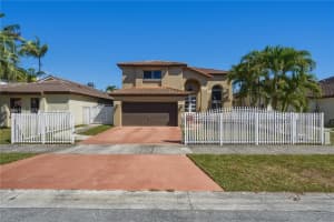 13237 Nw 11th St Miami, FL 33182 - MLS#A11986155