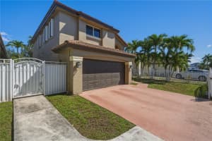 13237 Nw 11th St Miami, FL 33182 - MLS#A11986155