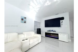 14401 Boggs Dr Miami, FL 33176 - MLS#A11986195