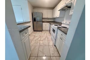 10393 N Kendall Dr U7 Miami, FL 33176 - MLS#A11986227