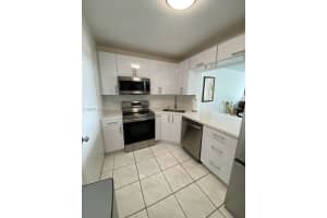 5601 Collins Ave 1524 Miami Beach, FL 33140 - MLS#A11986270