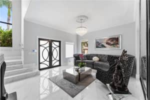 MLS# A11986280, Miami Lakes, Florida 33016