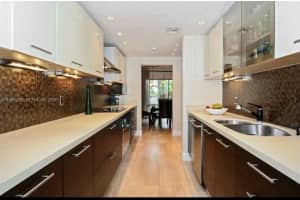 2991 Lakewood Ln 329 Hollywood, FL 33021 - MLS#A11986299