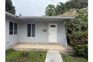 1781 Nw 16th St Miami, FL 33125 - MLS#A11986310