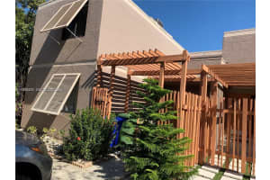 1461 Nw 113th Ave Pembroke Pines, FL 33026 - MLS#A11986311