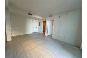 77 Se 5 St 2015 Miami, FL 33131 - MLS#A11986332