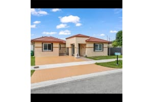 MLS# A11986360, Miami, Florida 33186