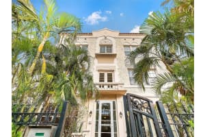1611 Michigan Ave APT 10, Miami Beach, FL 33139, - MLS#A11986372