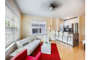 1611 Michigan Ave APT 10, Miami Beach, FL 33139, - MLS#A11986372