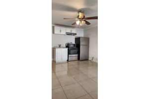 1818 Sw 22nd St 2 Fort Lauderdale, FL 33315 - MLS#A11986392