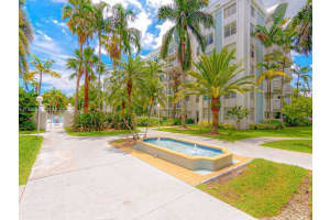 484 NW 165th St APT A412, Miami, FL 33169, - MLS#A11986408