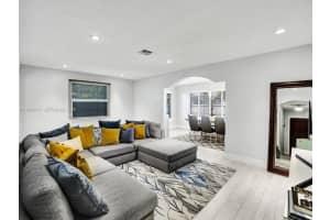 217 Se 5th St, Dania Beach