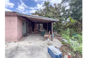 11430 Sw 41st Ter Miami, FL 33165 - MLS#A11986421