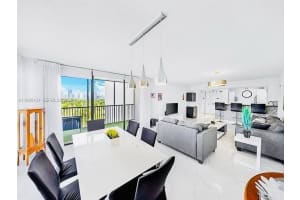 20301 W Country Club Dr 1023 Aventura, FL 33180 - MLS#A11986424