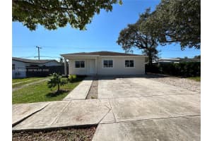 10990 Sw 217th Ter Miami, FL 33170 - MLS#A11986429