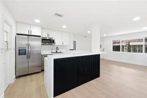 921 N 32nd Ave Hollywood, FL 33021 - MLS#A11986440