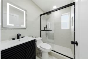 921 N 32nd Ave Hollywood, FL 33021 - MLS#A11986440