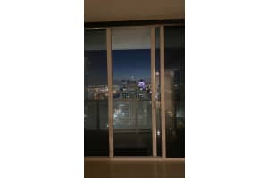 50 Biscayne Blvd 2507, Miami