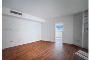 999 Brickell Bay Dr 1601 Miami, FL 33131 - MLS#A11986476