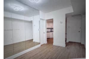 999 Brickell Bay Dr 1601 Miami, FL 33131 - MLS#A11986476