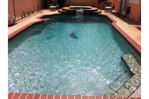 661 Ne 4th Pl Hialeah, FL 33010 - MLS#A11986477