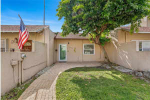 8616 Sw 103rd Ave Miami, FL 33173 - MLS#A11986487