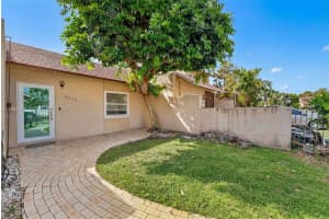 8616 Sw 103rd Ave Miami, FL 33173 - MLS#A11986487