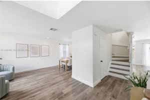 192 W Forest Oak Cir Davie, FL 33325 - MLS#A11986489