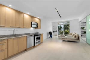 2001 Meridian Ave APT 327, Miami Beach, FL 33139, - MLS#A11986514