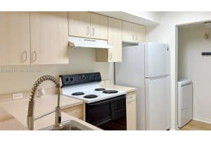 677 SW 111th Ave APT 204, Pembroke Pines, FL 33025, - MLS#A11986518