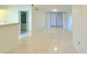 677 SW 111th Ave APT 204, Pembroke Pines, FL 33025, - MLS#A11986518