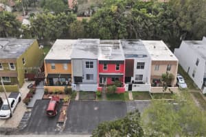 7402 Nw 75th St Tamarac, FL 33321 - MLS#A11986523