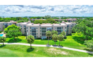 1831 Sabal Palm Dr 306, Davie