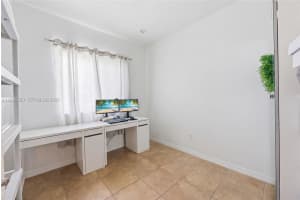 5918 Woodlands Blvd , Tamarac, FL 33319 - MLS#A11986560