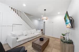 5918 Woodlands Blvd , Tamarac, FL 33319 - MLS#A11986560