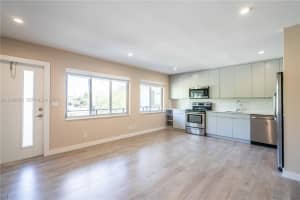 2400 26th St , Fort Lauderdale, FL 33305 - MLS#A11986563