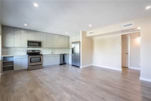 2400 26th St , Fort Lauderdale, FL 33305 - MLS#A11986563