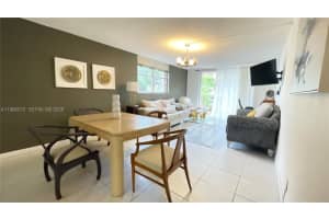 1465 Ne 123rd St 201 North Miami, FL 33161 - MLS#A11986575