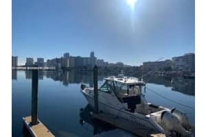 462 Golden Isles Dr 202 Hallandale Beach, FL 33009 - MLS#A11986584