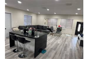 52 E 50th Pl Hialeah, FL 33013 - MLS#A11986586