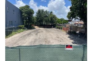 1976 Nw 25th Ave Miami, FL 33125 - MLS#A11986632