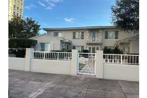 738 Biltmore Way 4 Coral Gables, FL 33134 - MLS#A11986638