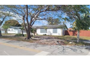 9961 Sw 13th Ter Miami, FL 33174 - MLS#A11986666