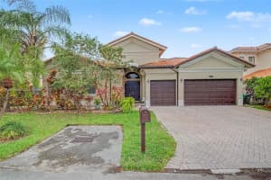 19528 Sw 79th Pl, Cutler Bay