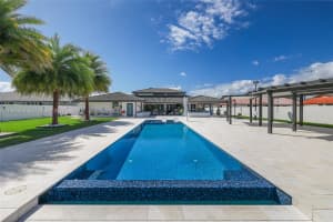 13801 Sw 34th St Miami, FL 33175 - MLS#A11986688