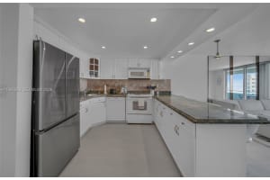 465 Ocean Dr 1102 Miami Beach, FL 33139 - MLS#A11986699